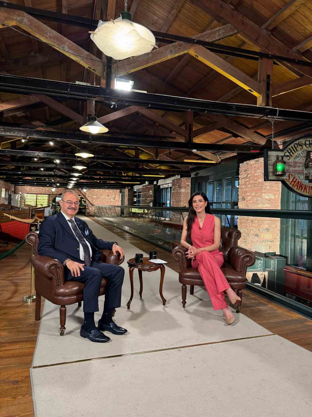 SANKO Holding Y&ouml;netim Kurulu Başkanı Adil Sani Konukoğlu yaşama dair soruları yanıtladı
