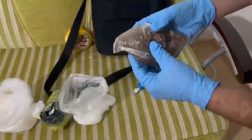 Samsun&rsquo;da 1 kilo 250 gram metamfetamin ele ge&ccedil;irildi: 2 g&ouml;zaltı
