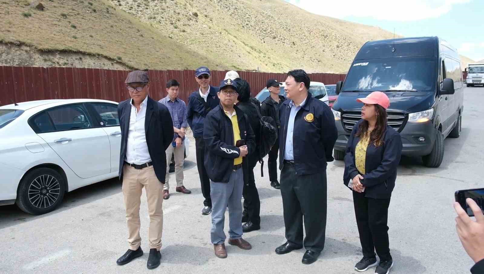 Taylandlı üst düzey heyet Kapıköy Gümrük Kapısı’nda