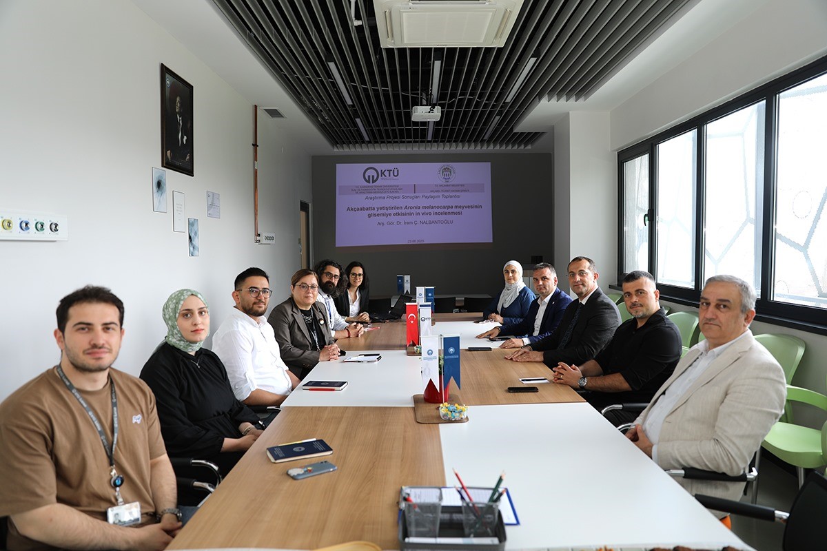 Aronya&rsquo;nın kan şekerini dengelediği belirlendi
