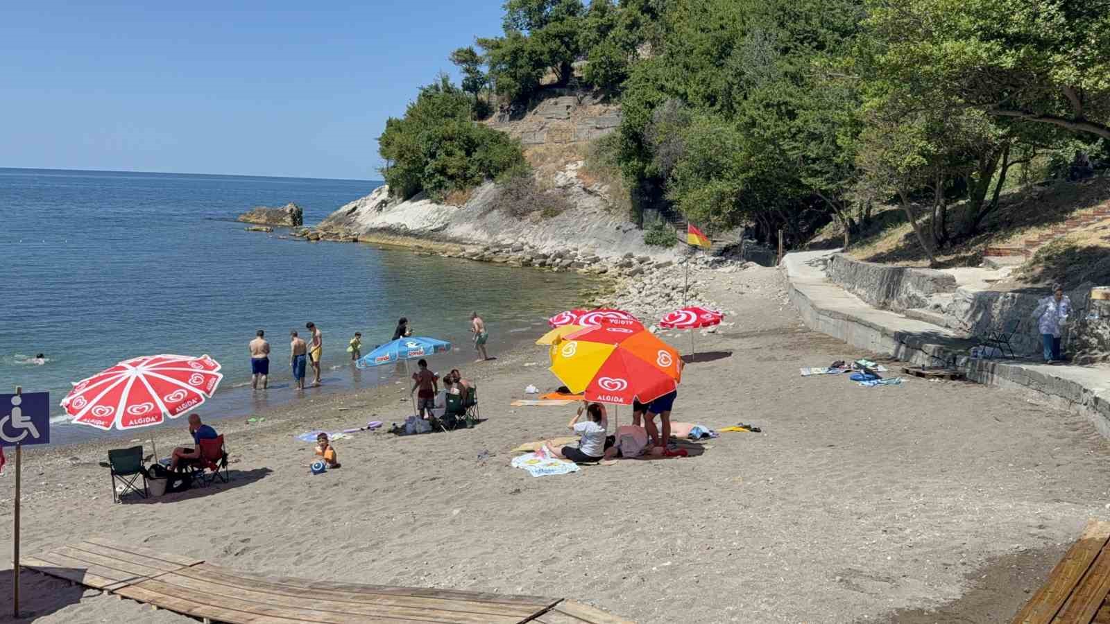 Ak&ccedil;akoca Kale Plajı&rsquo;na mavi bayrak
