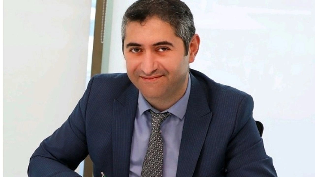 Efeler Belediyesi&rsquo;nde istifa depremi: 2 başkan yardımcısı birlikte istifa etti
