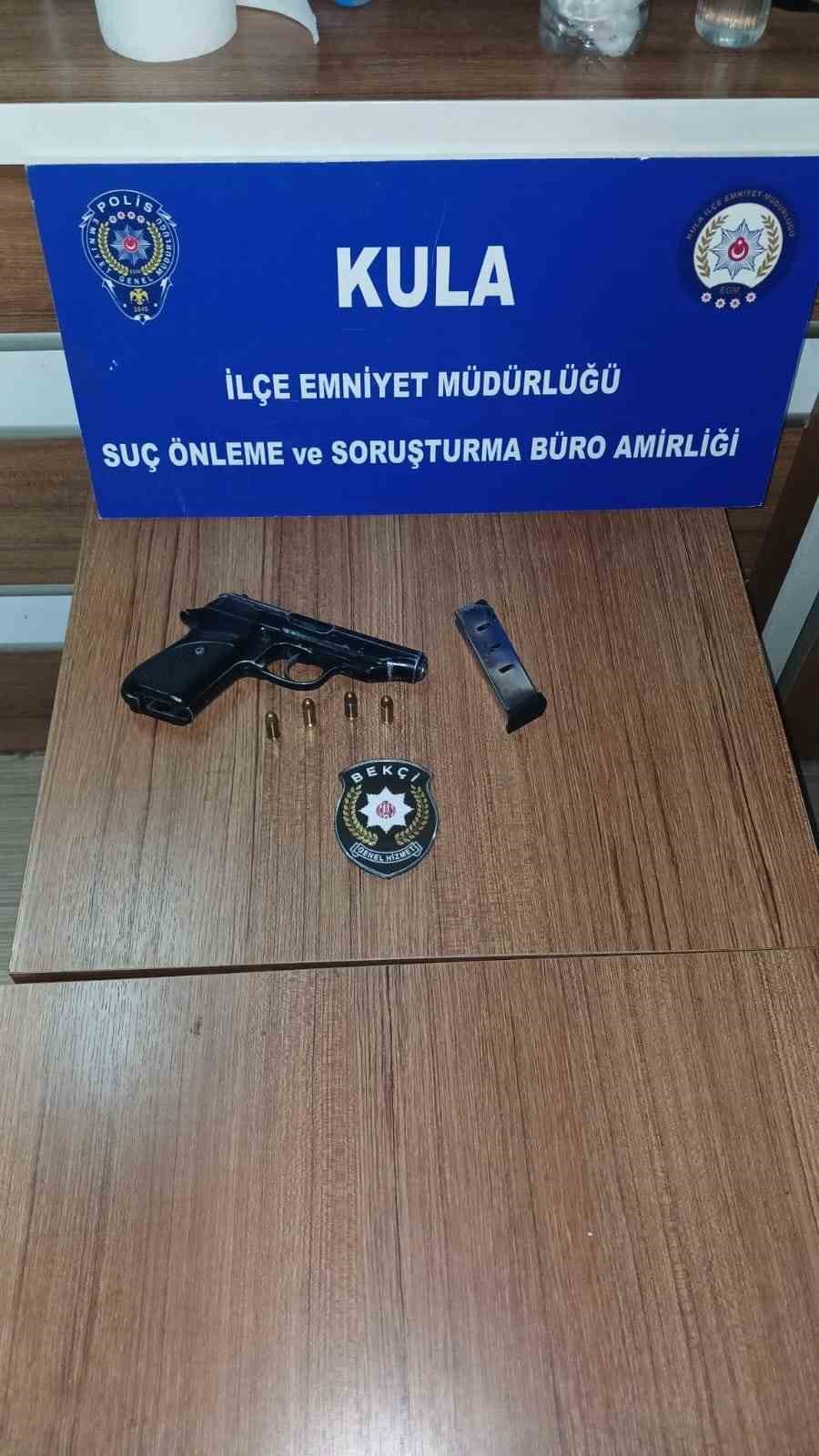 Ruhsatsız ses tabancasıyla yakalanan şahsa para cezası