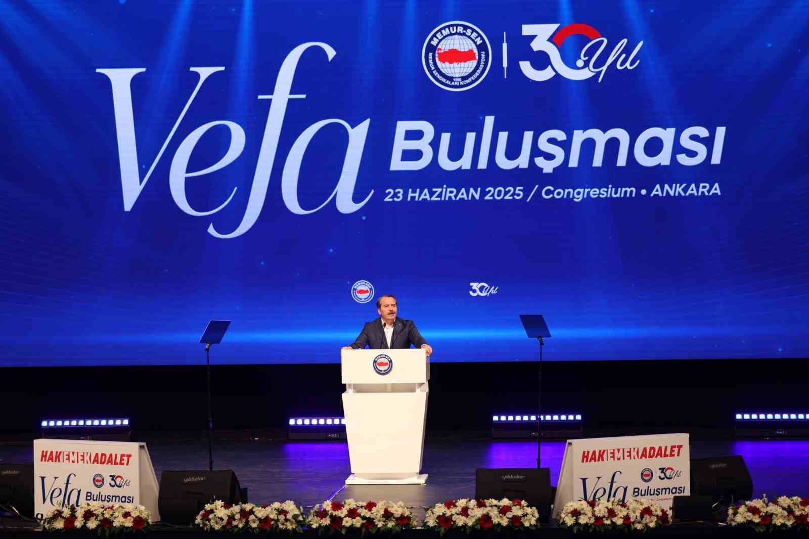 Memur-Sen Başkanı Yalçın: "Kamu görevlileri için ise yeni bir sendikal yasaya ihtiyaç var"