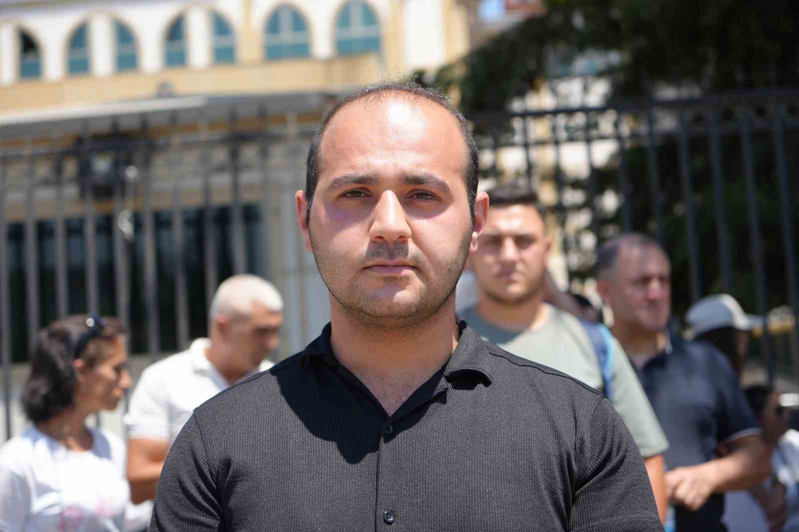 Satın aldıkları ara&ccedil;ların kiralık olduğunu &ouml;ğrenince hayatlarının şokunu yaşadılar
