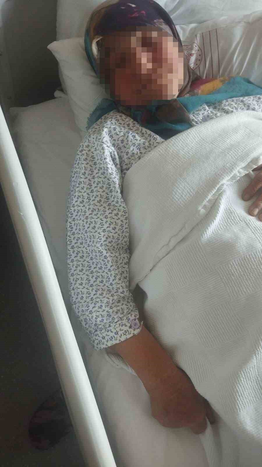 Tarlada çalışırken yorgun mermi isabet eden yaşlı kadın yaralandı