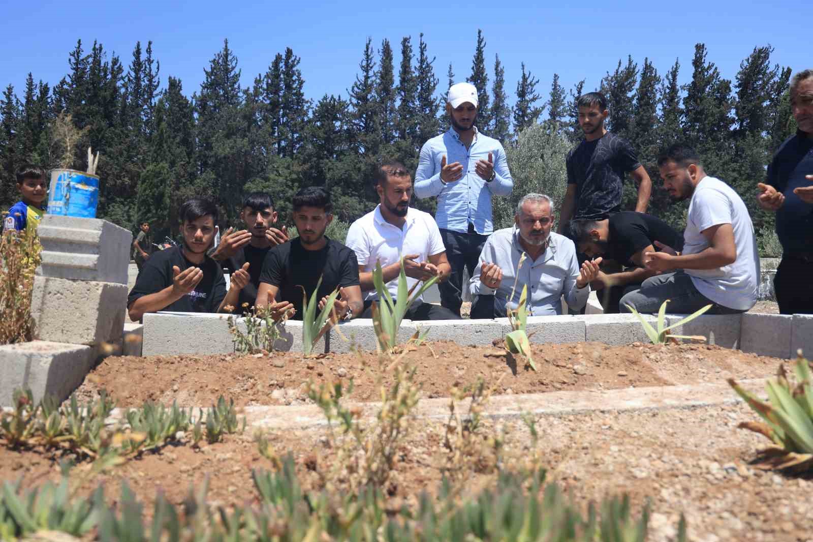 Baş ağrısıyla acil servisin yolunu tutan 51 yaşındaki adamın karaciğer organ nakliyle başka bir hastaya umut oldu