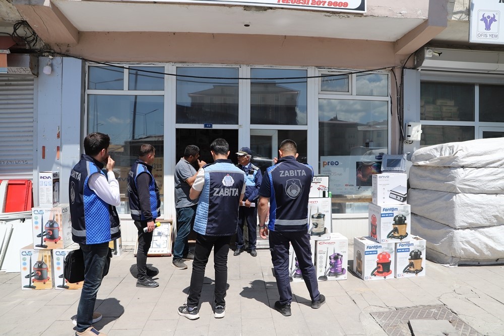 Ardahan’da kaldırım işgaline geçit yok