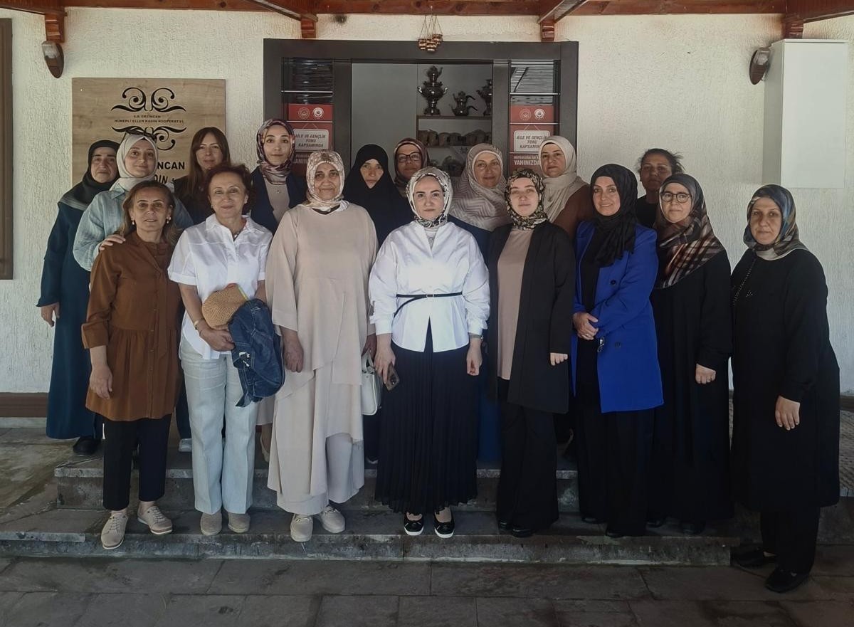 Hünerli Eller Kadın Kooperatifi’nin el emeği lezzetleri incelendi
