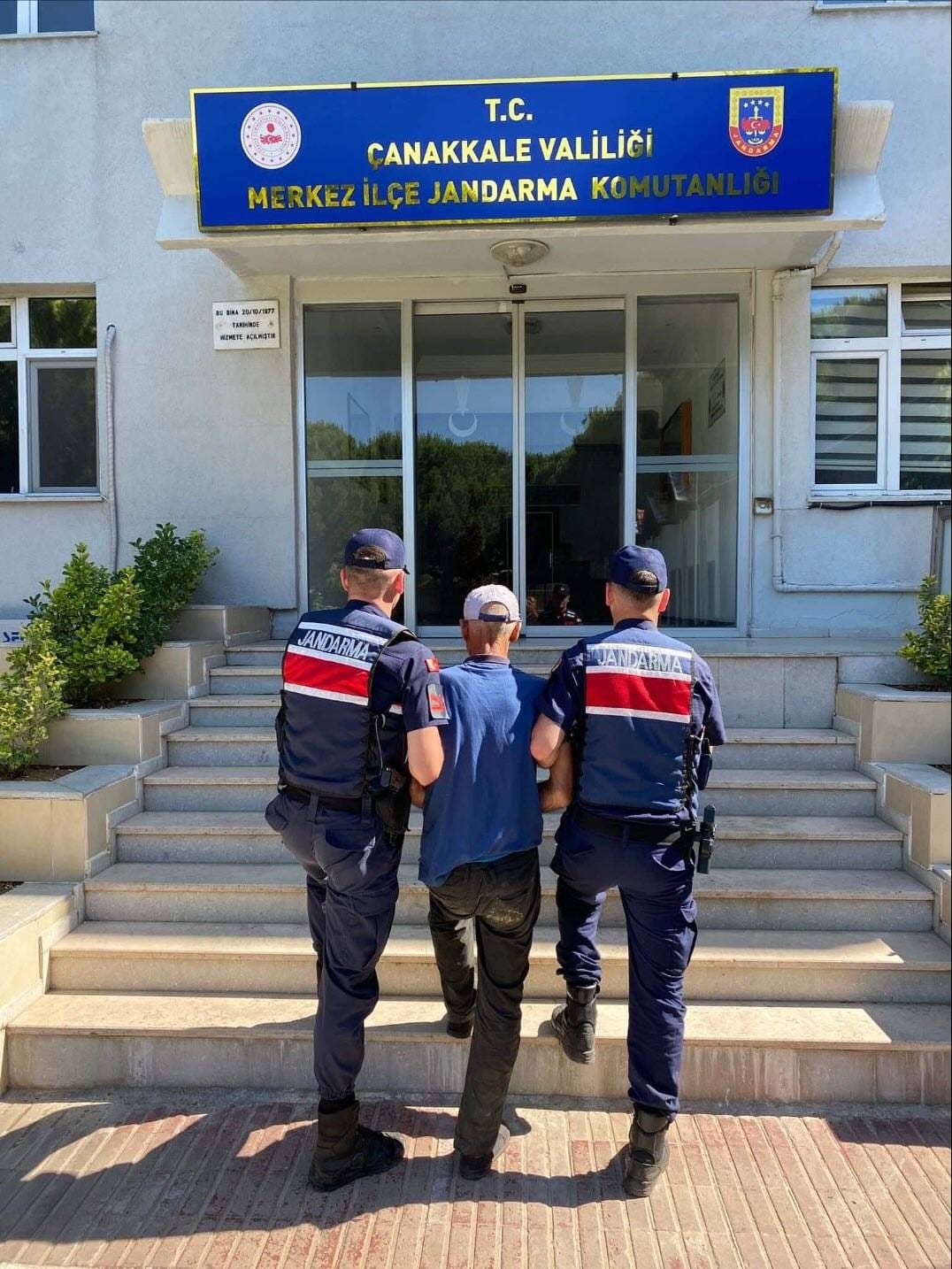 Çanakkale’de yangına neden olan biçerdöver operatörü hakkında adli işlem başlatıldı