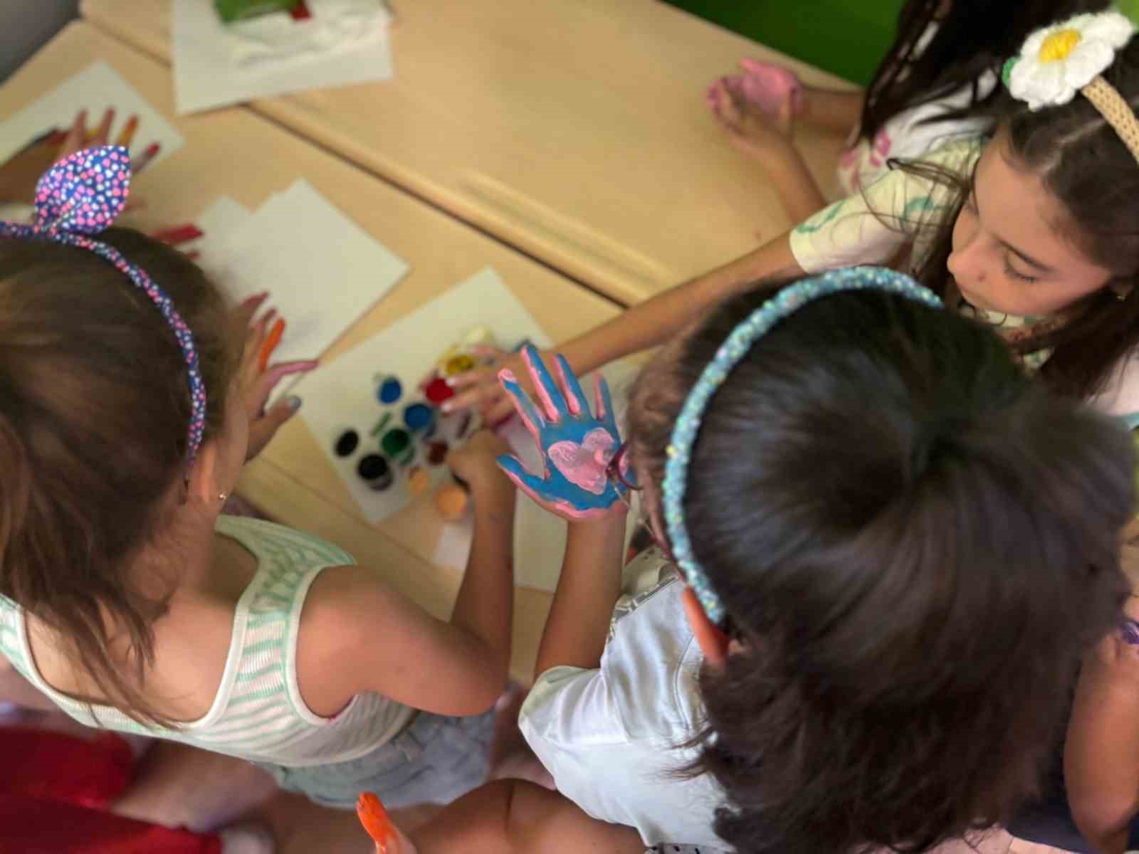 &Ccedil;ocuklara &lsquo;Mahremiyet Bilinci ve Sosyal Sınırlar&rsquo; semineri
