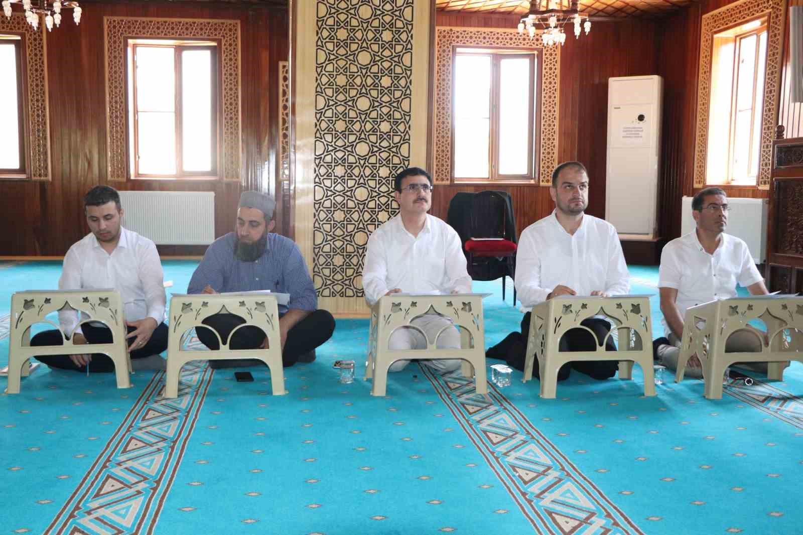 Elazığ’da din görevlilerine yönelik yarışma düzenlendi

