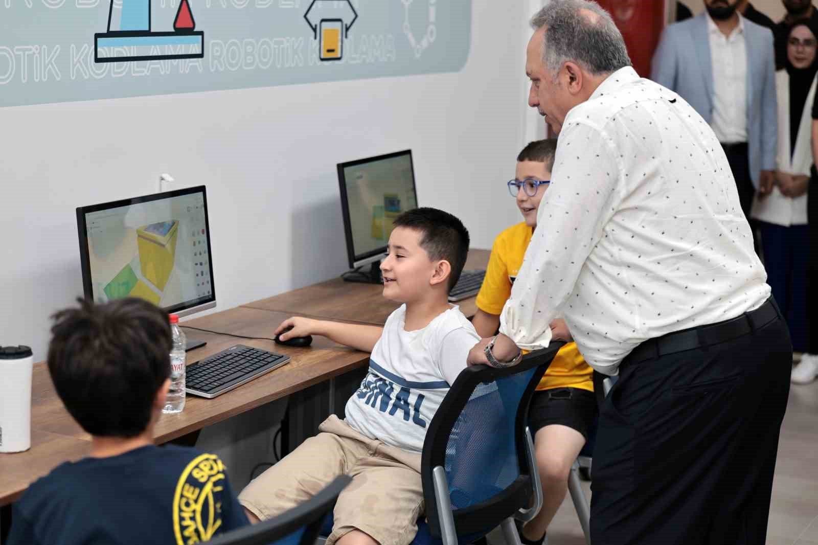 Talas Belediyesi’nden geleceğin kaşiflerine yaz kampı