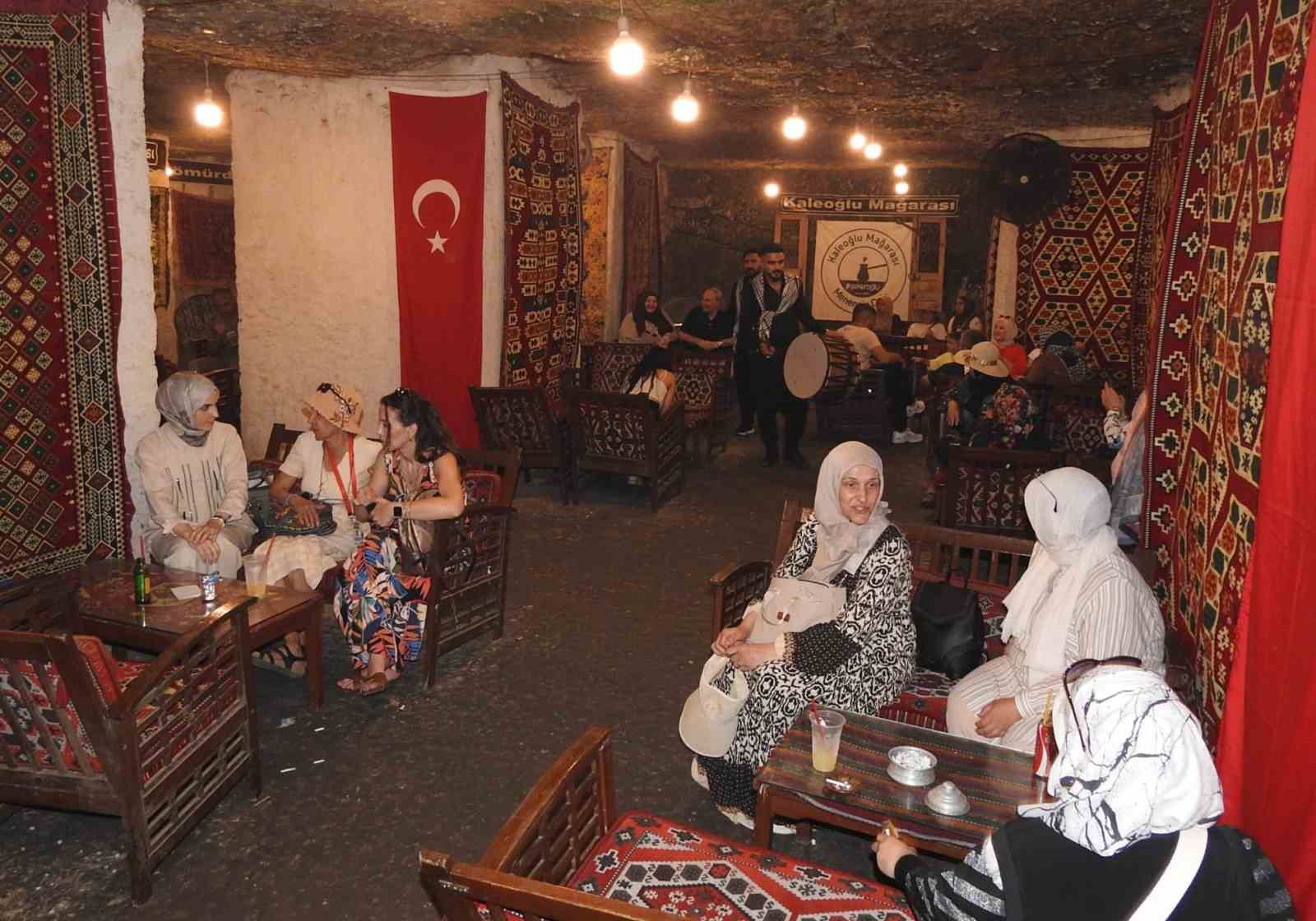 Sıcaktan bunalanlar soluğu Kaleoğlu Mağarasında alıyor
