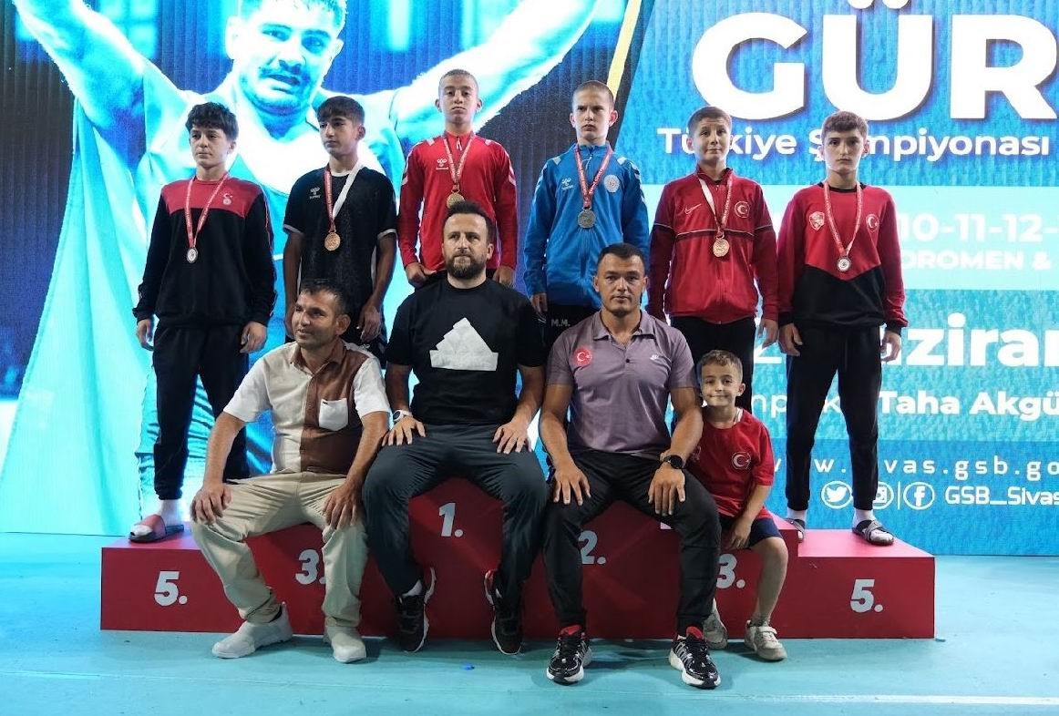 İlkadımlı sporcular başarıya doymuyor
