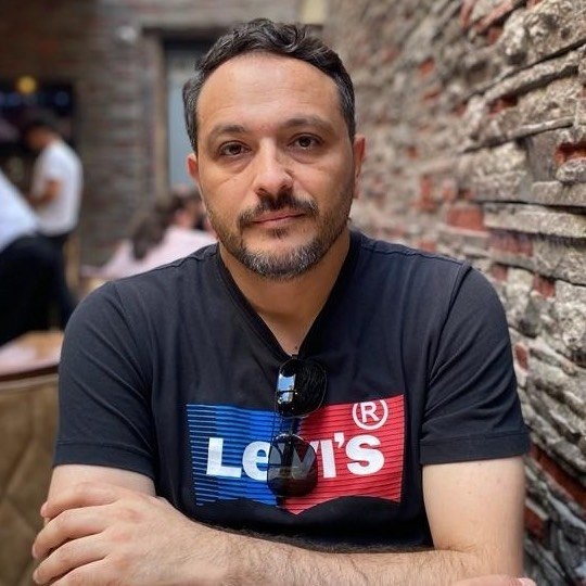Batman’da keşif ekibinin yaptığı kazada vefat eden öğretim görevlisi Ankara’da defnedildi
