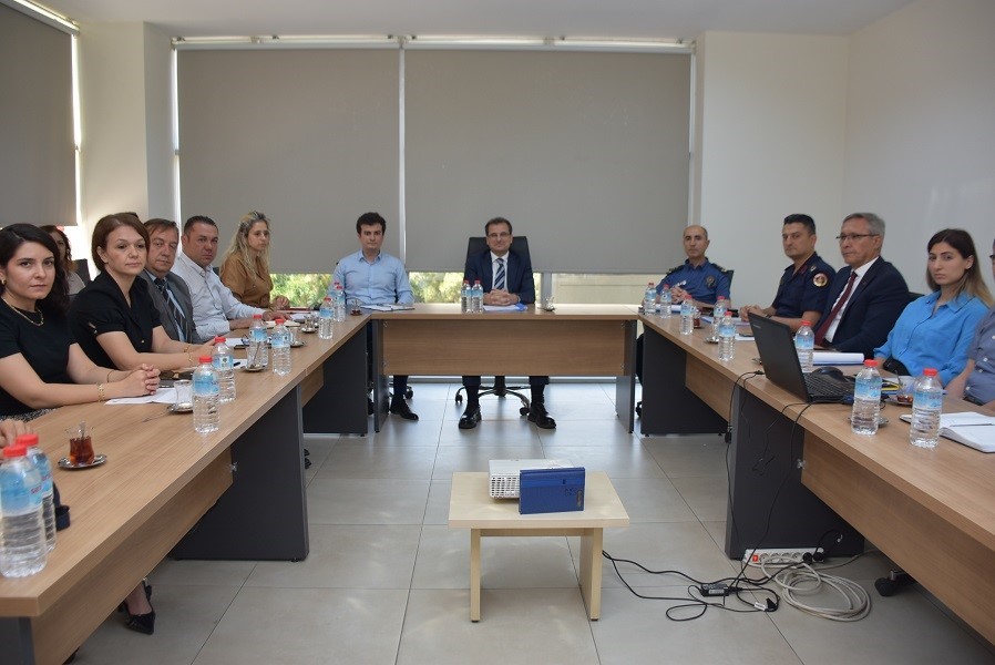 Kadına şiddet ve çocuk koruma konuları Salihli’de masaya yatırıldı