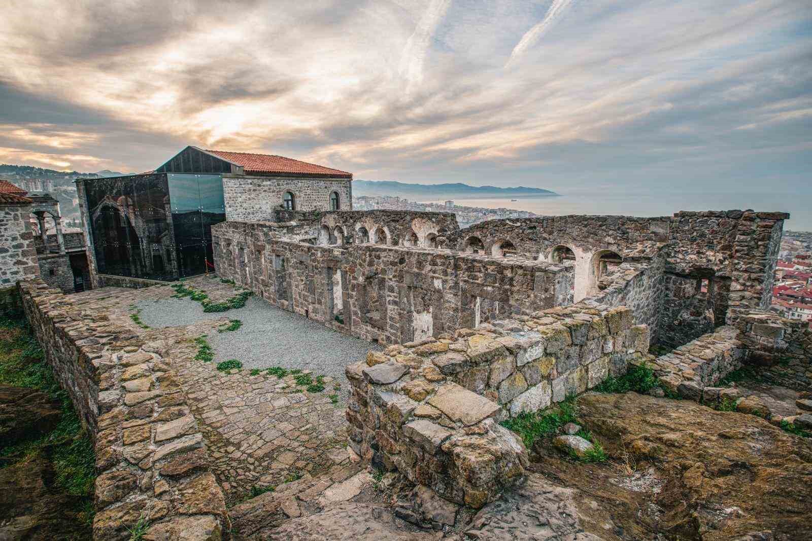 Trabzon’da müzelere ve tarihi yapılara yoğun ilgi