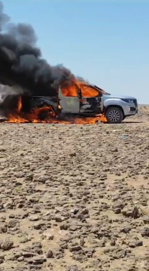 Şanlıurfa’da kamyonet alev topuna döndü