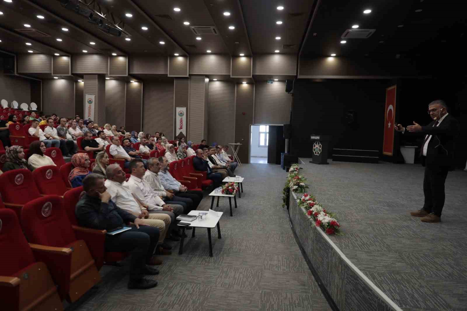 İlkadım’da ’program bütçeye geçiş eğitimi’ verildi
