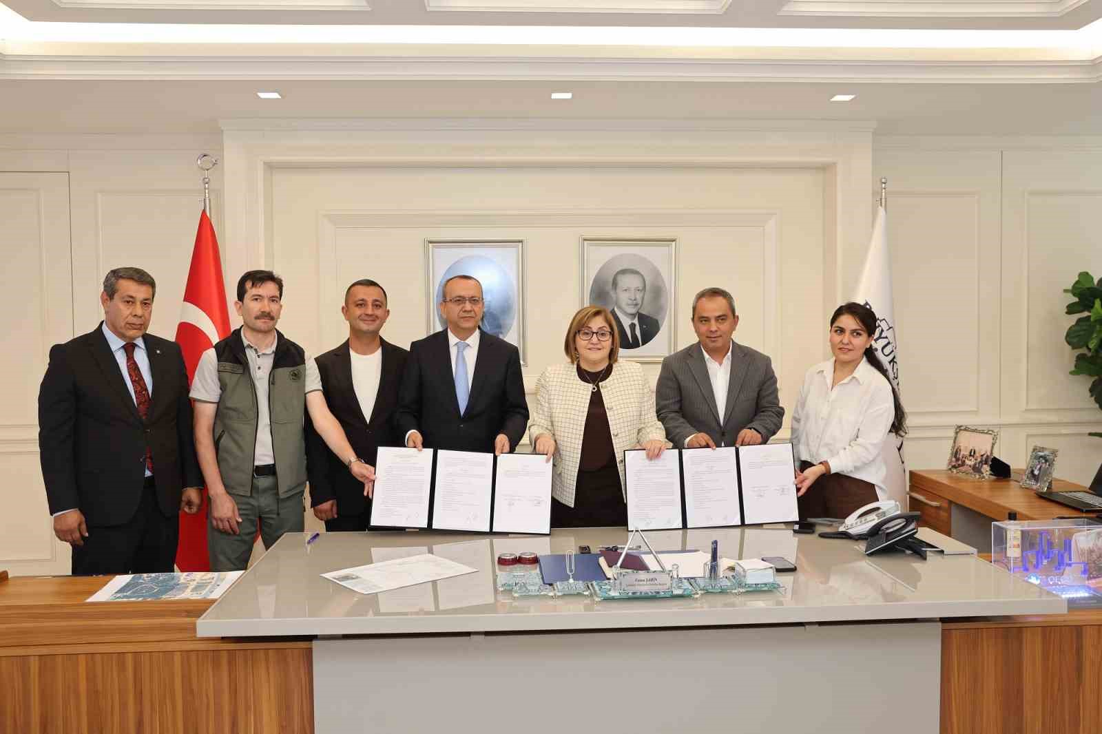 Gaziantep büyükşehir’den yeni yeşil alan çalışması