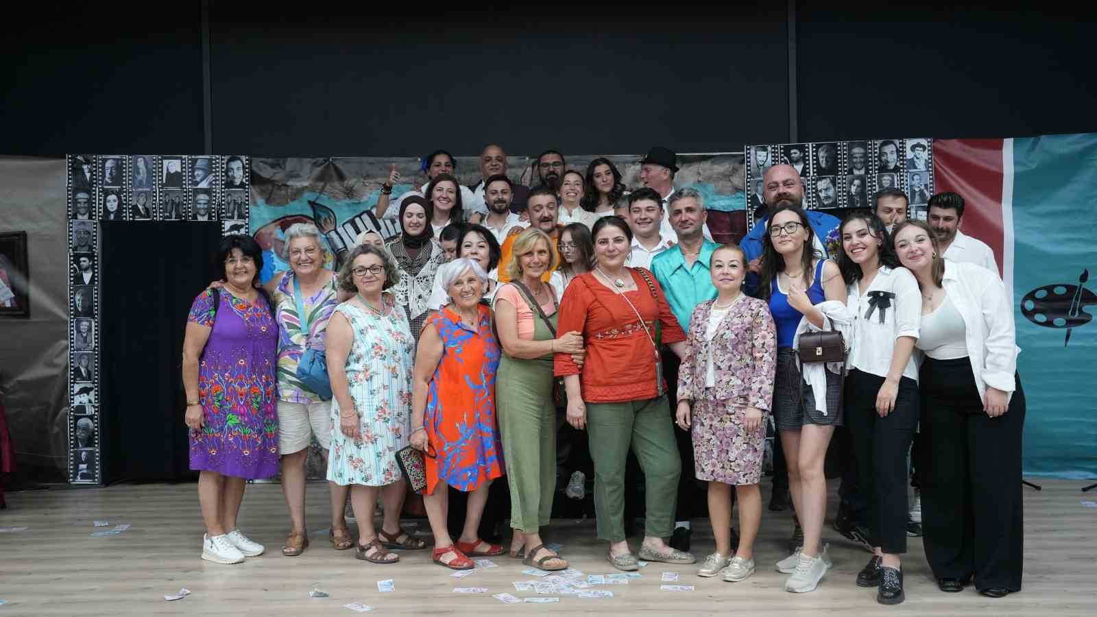 Gömeç’te "Artiz Mektebi" ilgiyle izlendi