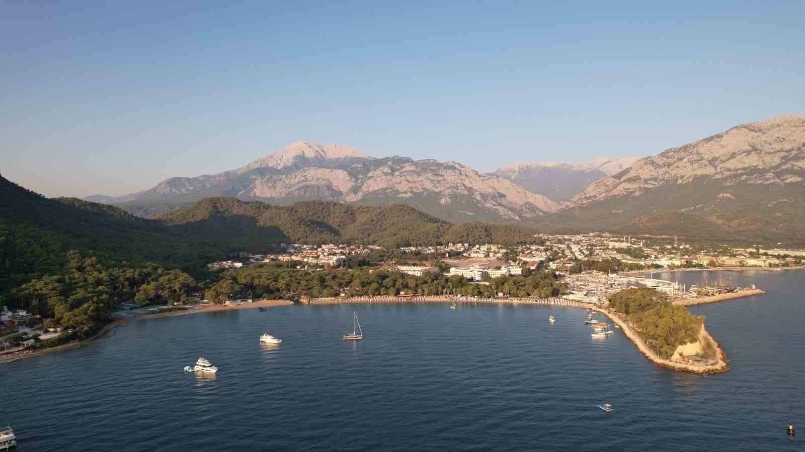 Kemer&rsquo;de &rsquo;Senin G&ouml;z&uuml;nden Kemer&rsquo; &ouml;d&uuml;ll&uuml; fotoğraf yarışması
