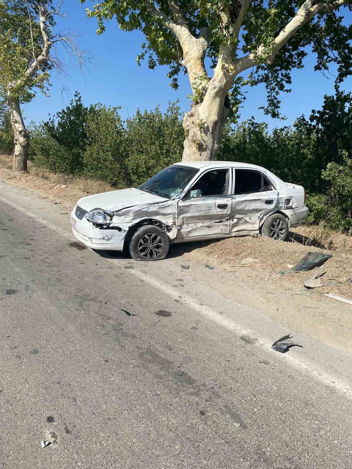 Kırıkhan’da trafik kazası:  4 yaralı