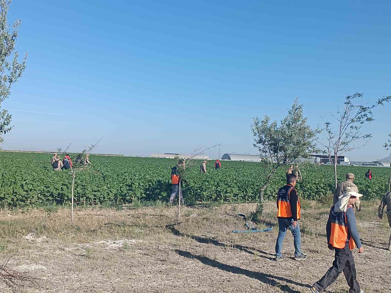 Karaman&rsquo;da kaybolan 2.5 yaşındaki kız &ccedil;ocuğunu jandarma buldu
