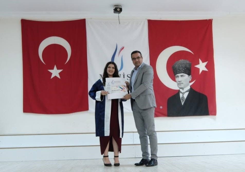 Sarıgöl MYO’da mezuniyet coşkusu