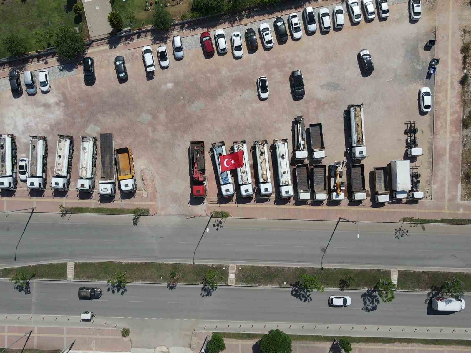 Antalya’da sahte belgelerle tescil edilen 22 araç muhafaza altına alındı