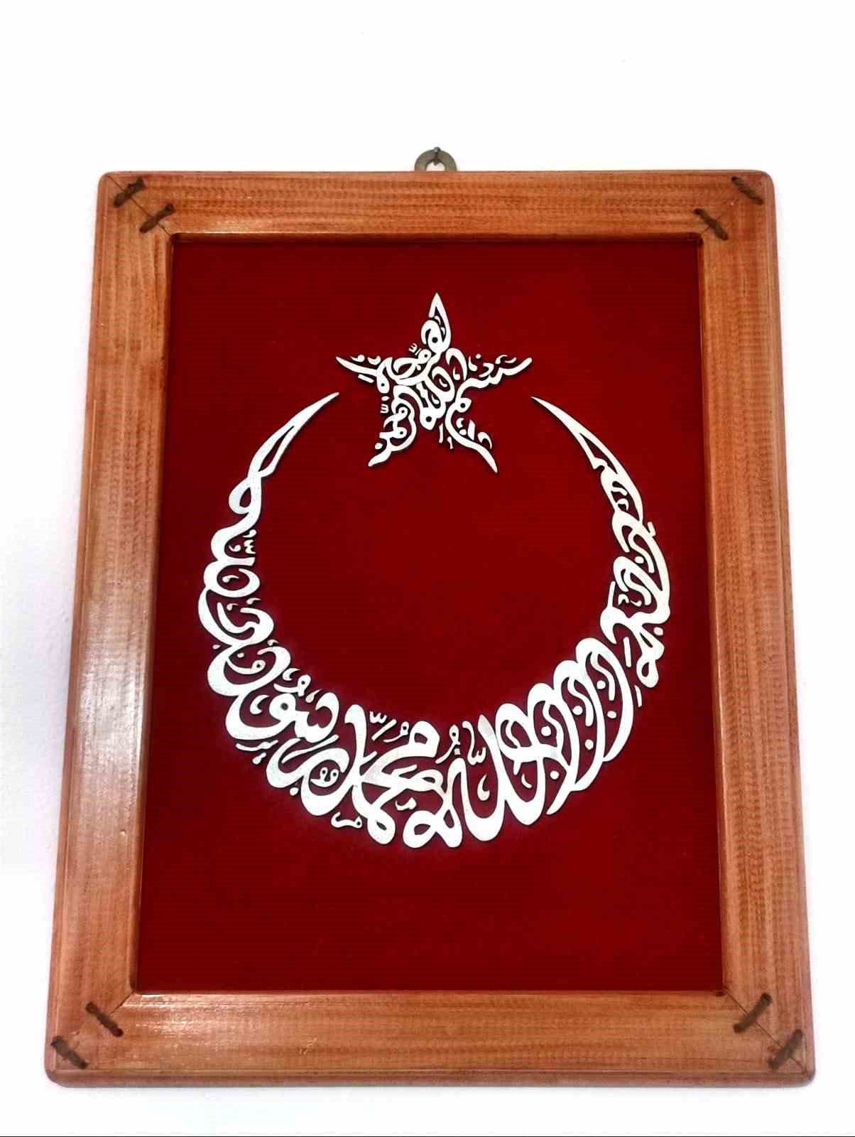 İki kalas bir hevesle başladı, minyat&uuml;r sanatın ustasına d&ouml;n&uuml;şt&uuml;
