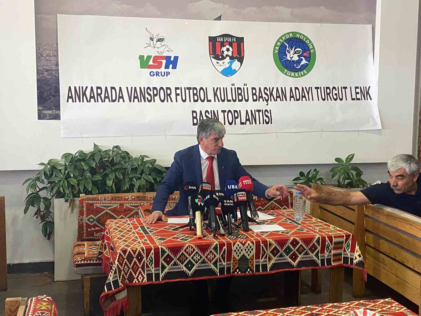 Turgut Lenk: "Vanspor’u gerektiği yerde Süper Lig’e çıkarma çabamız olacak"