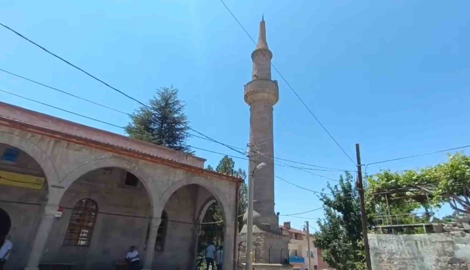 Manevi buluşma noktası Ulu Cami 3 asırdır ayakta
