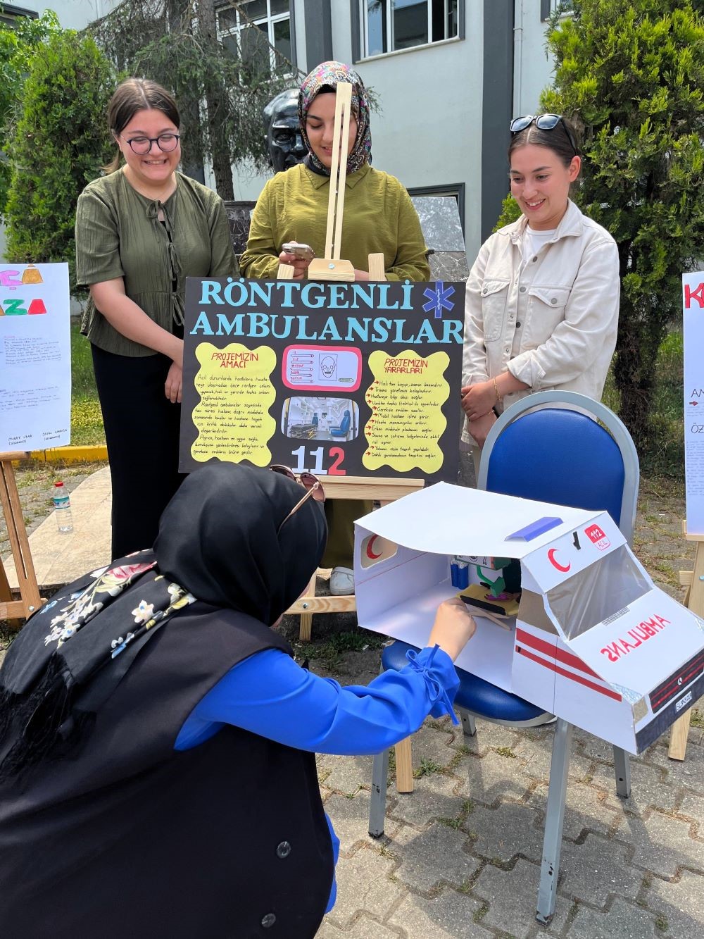 İnovatif acil sağlık ürünlerini sergilediler
