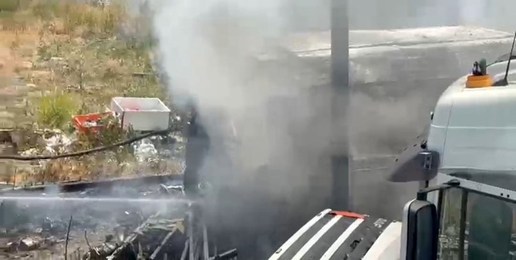 Ankara'da konteyner yangını paniğe neden oldu İhlas Haber Ajansı