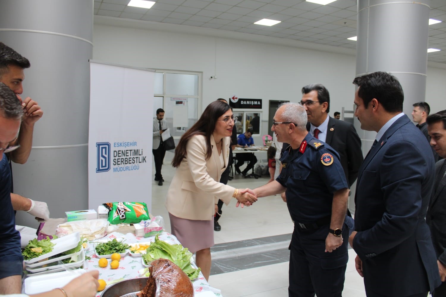 Kas hastası 2 &ccedil;ocuk i&ccedil;in panayır d&uuml;zenlendi
