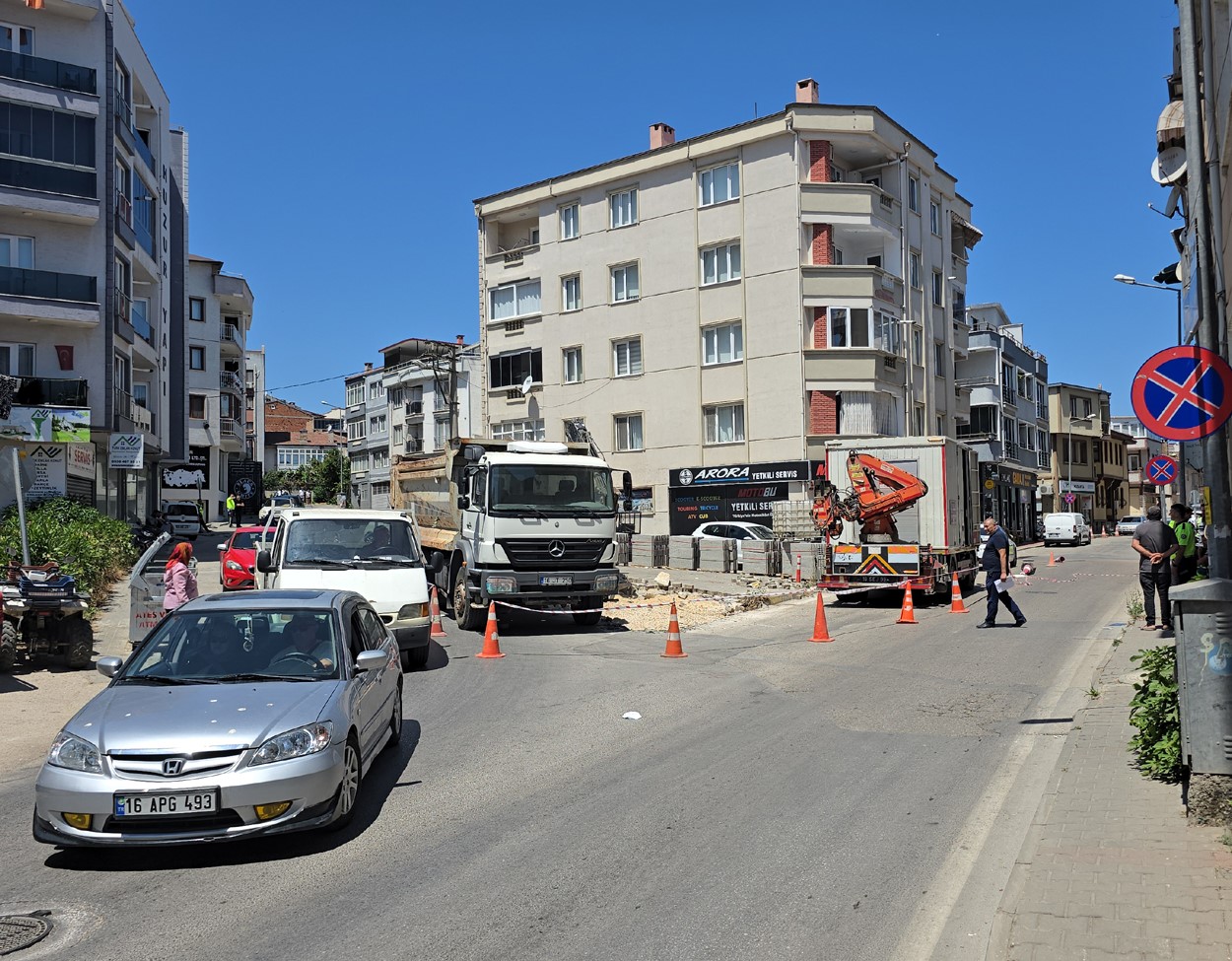Mudanya&rsquo;da alternatif yolda genişletme &ccedil;alışmaları başladı

