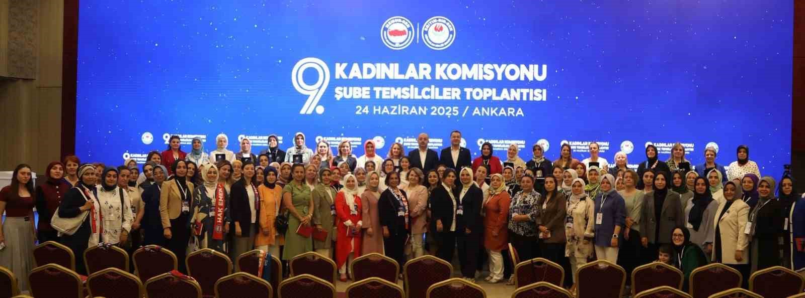 Eğitim-Bir-Sen Kadın Komisyonu "Aile Dostu Politikalar" g&uuml;ndemiyle toplandı
