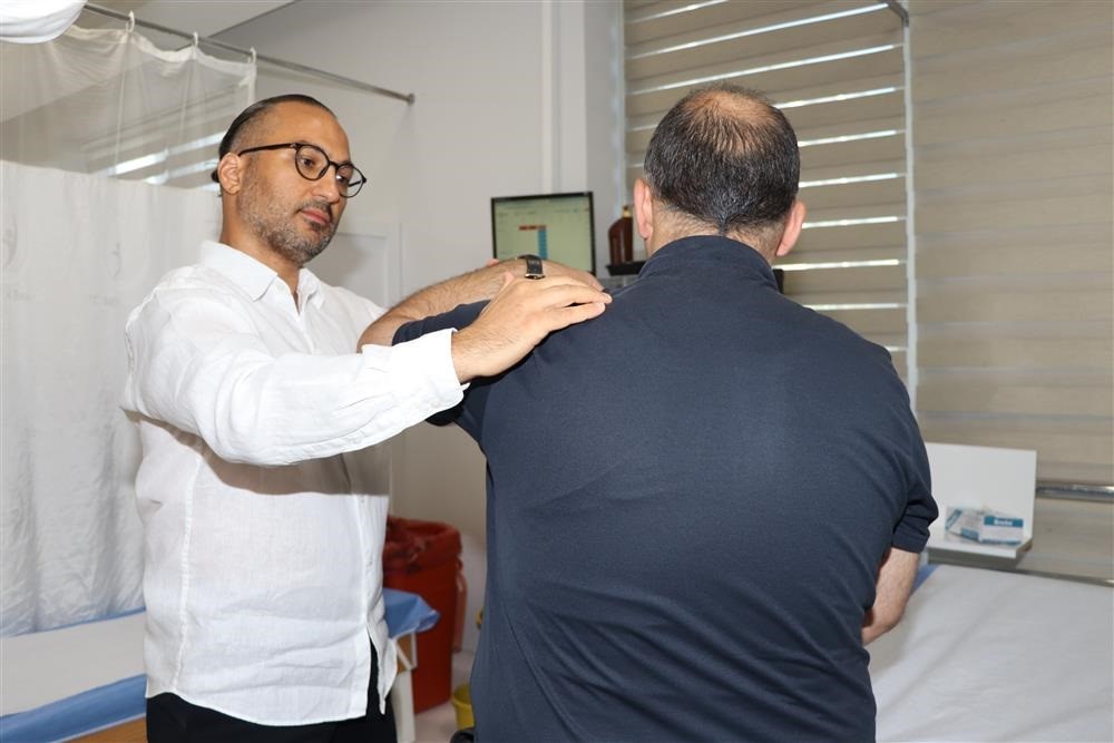 Her 100 kişiden 85’inde yaşanıyor, kötü duruş ve stres ortaya çıkarıyor