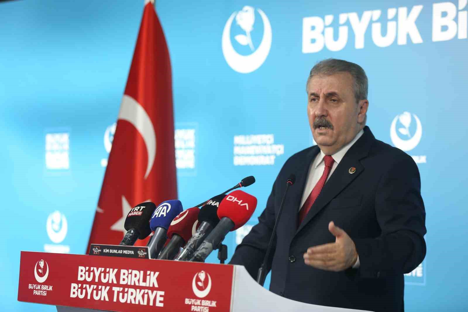 BBP lideri Destici: "İsrail’in saldırıları uluslararası hukuka aykırıdır"