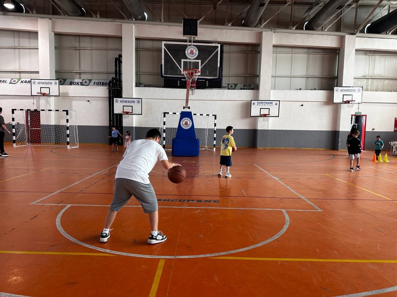 Kağıthane&rsquo;de yaz spor okulları i&ccedil;in kayıtlar başlıyor
