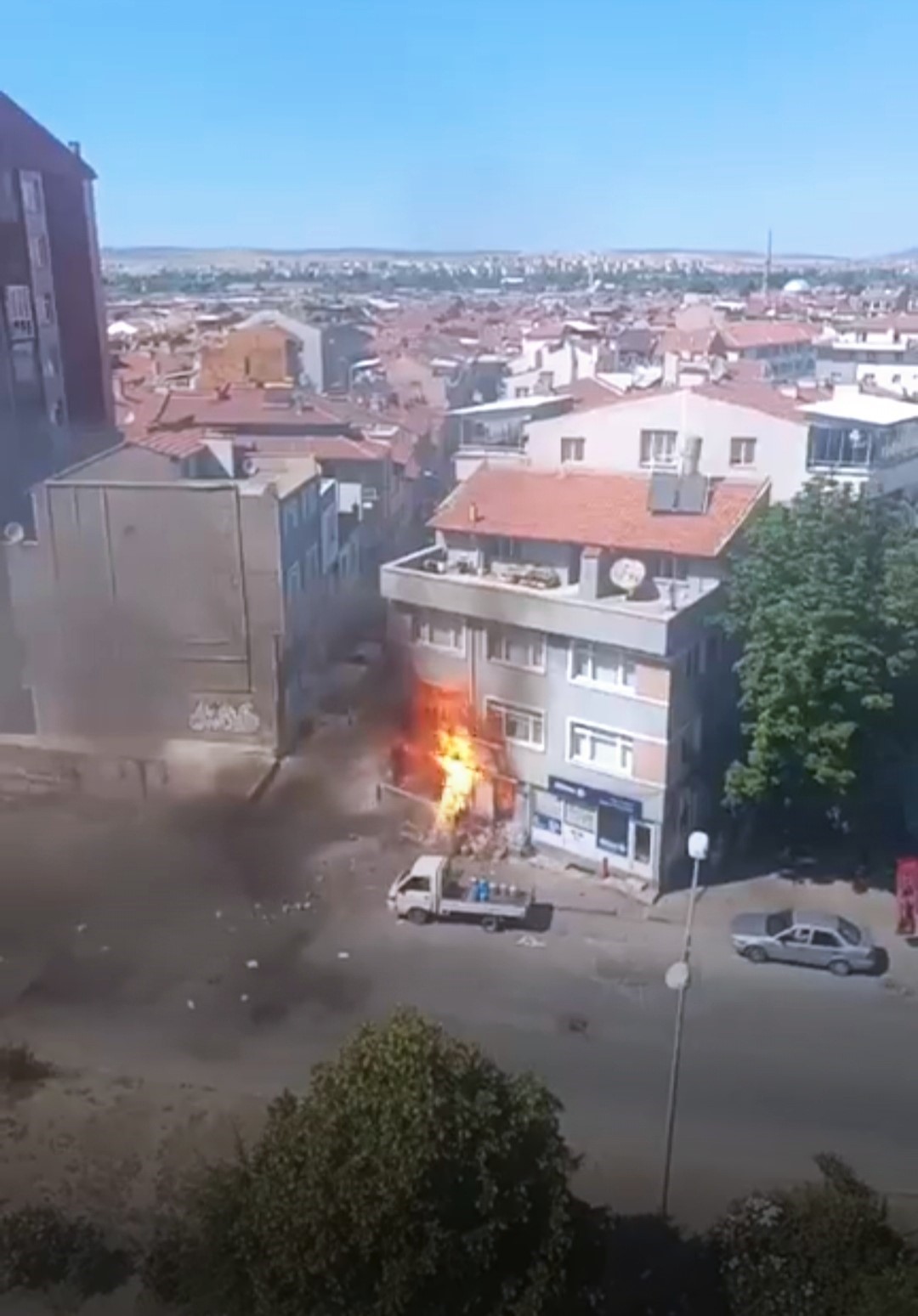 K&uuml;tahya&rsquo;da t&uuml;p bayisinde patlama: 7 yaralı
