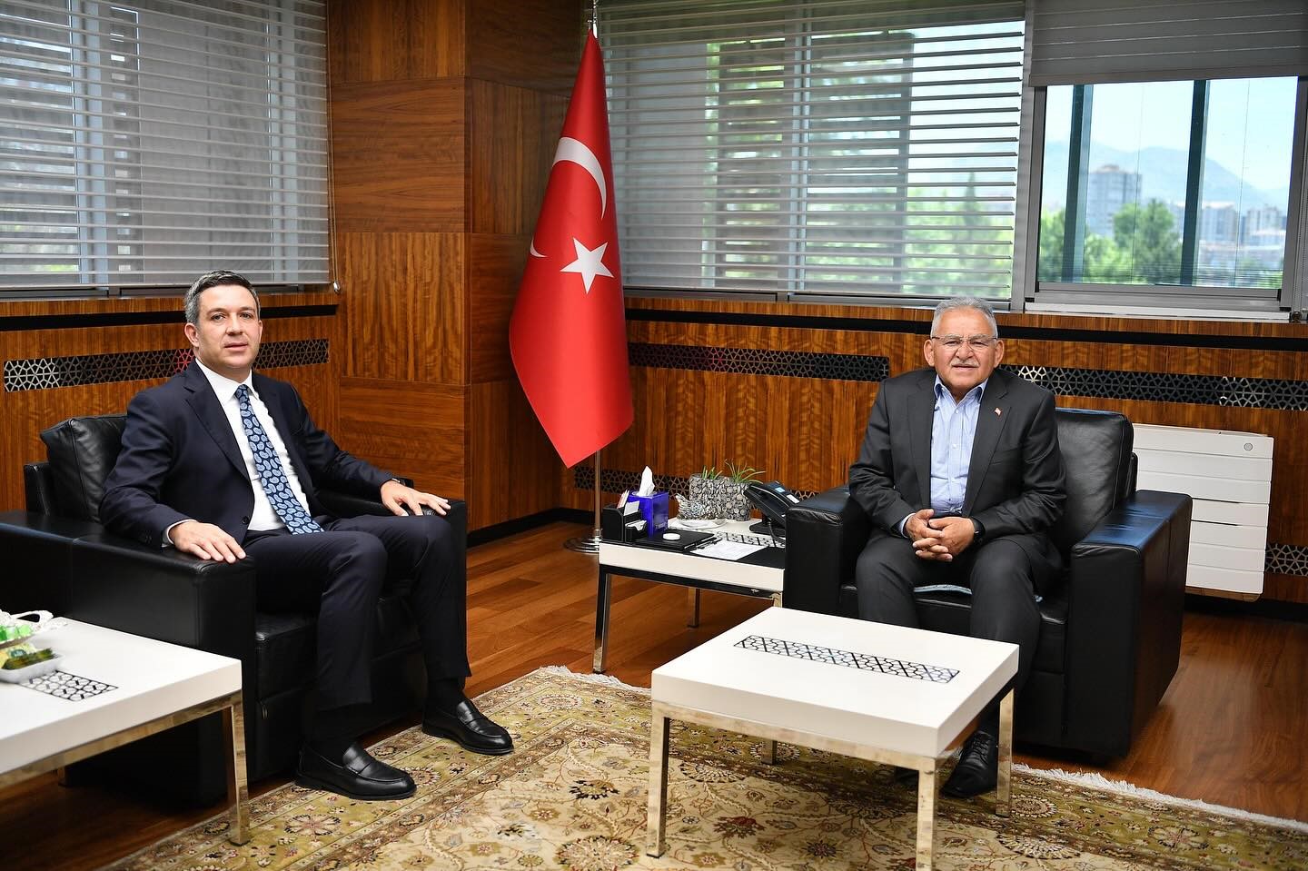 Başkan B&uuml;y&uuml;kkılı&ccedil;&rsquo;a yoğun ziyaret trafiği: birlik, beraberlik ve dayanışma vurgusu
