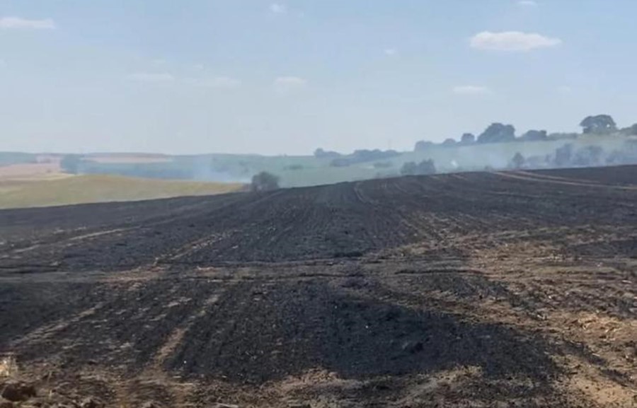 Hayrabolu’da 15 dönüm buğday tarlası yandı