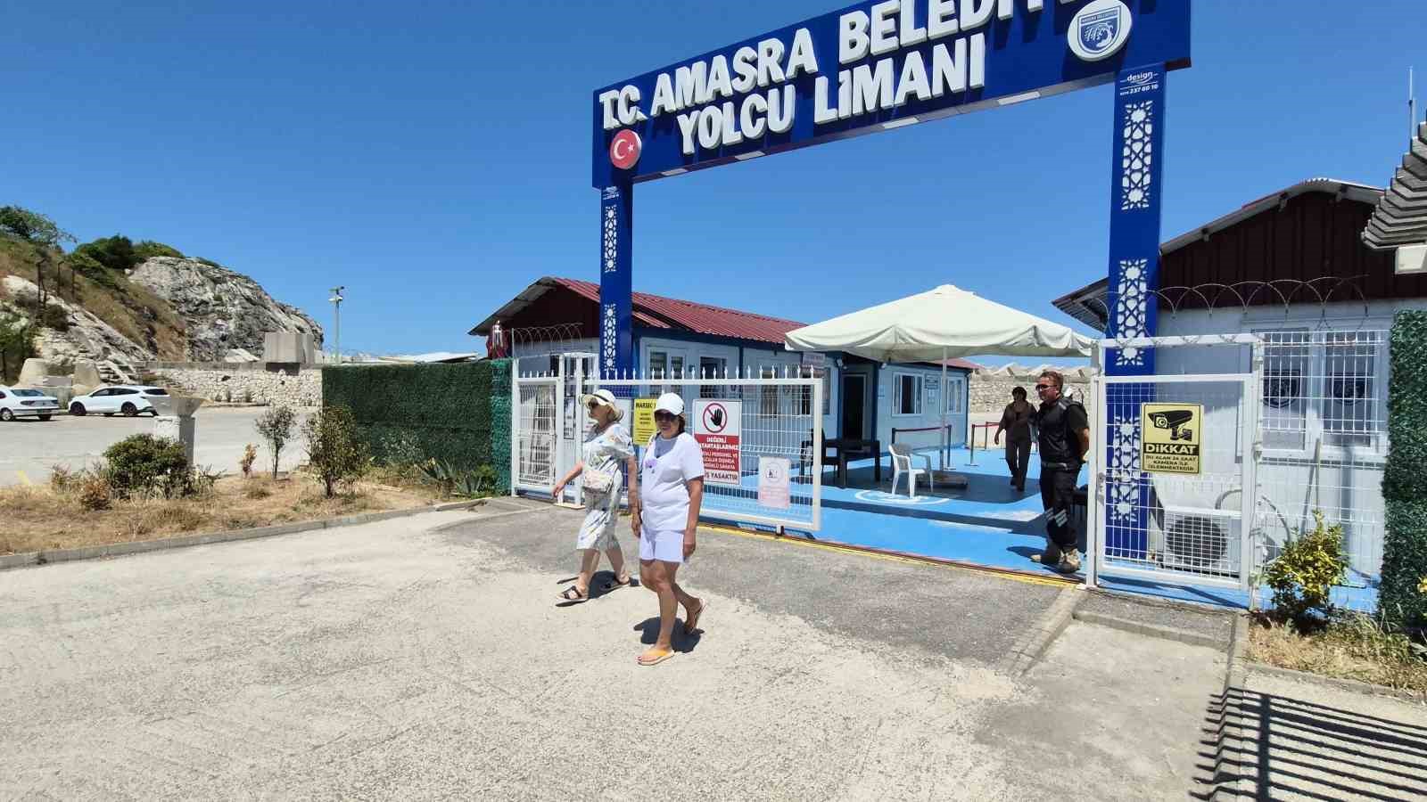 Rus tursitler Amasra&rsquo;ya akın etti
