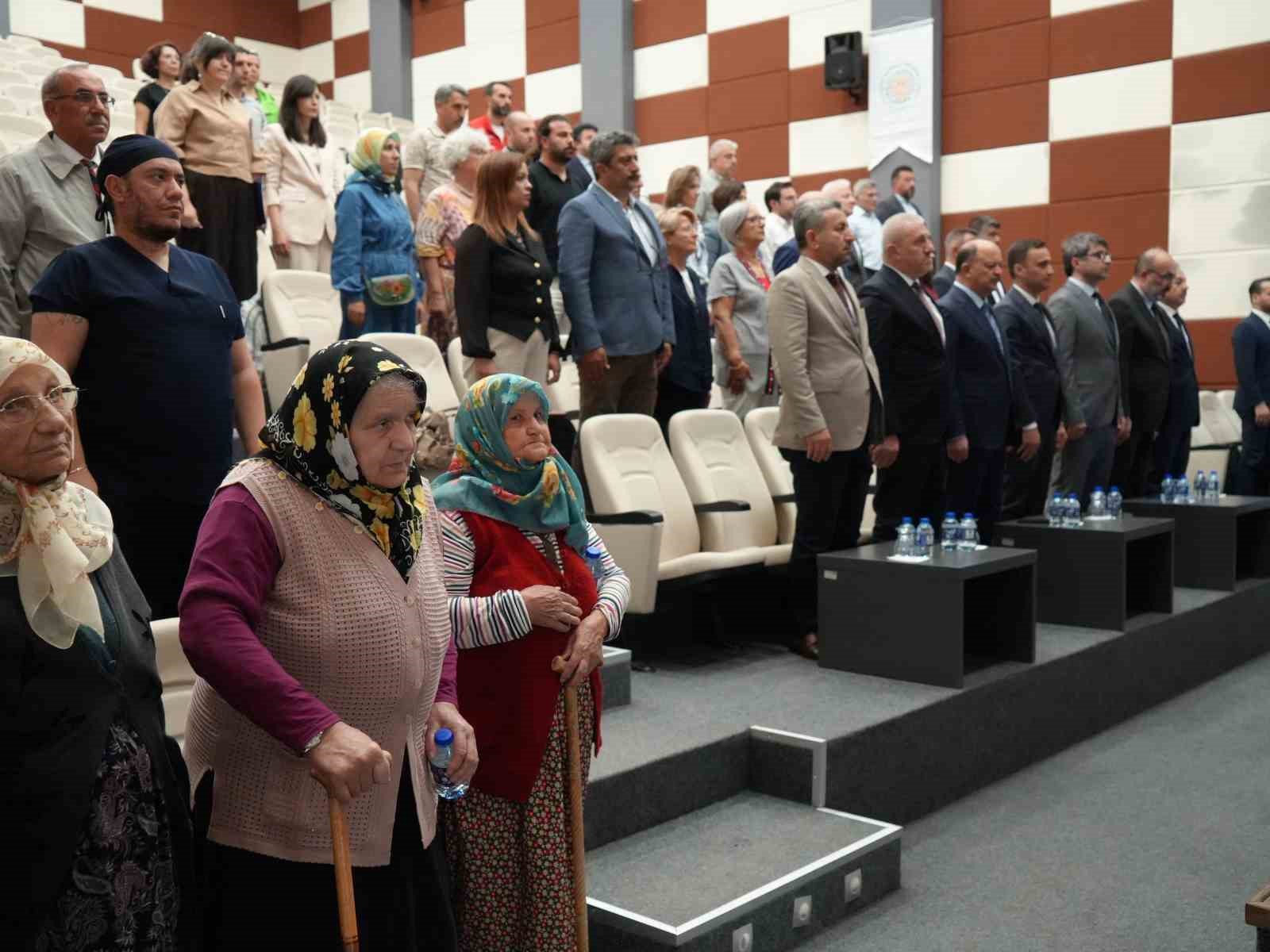 3 ildeki yaşlıların refahı panelde ele alındı
