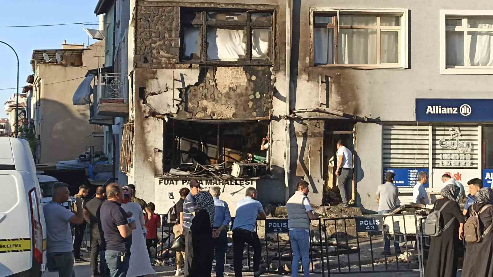 Kütahya’da tüp bayisindeki patlamada yaralanan 7 kişinin tedavileri sürüyor