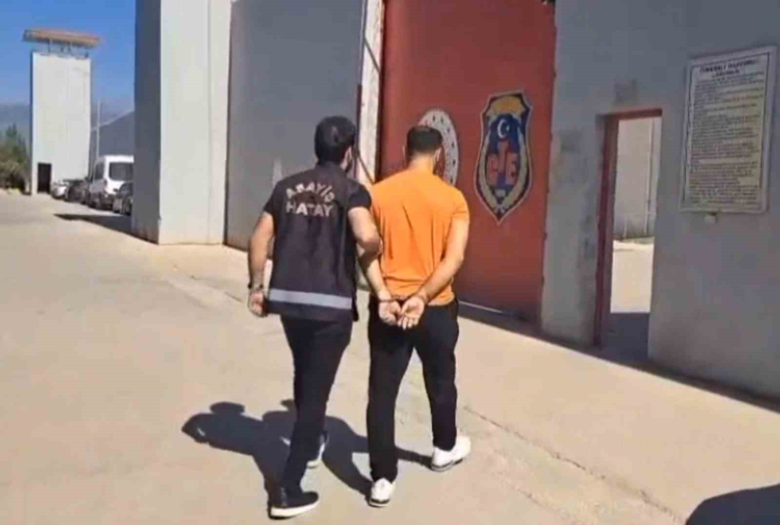 Arsuz’da 4 yıl hapis cezası bulunan şahıs tutuklandı