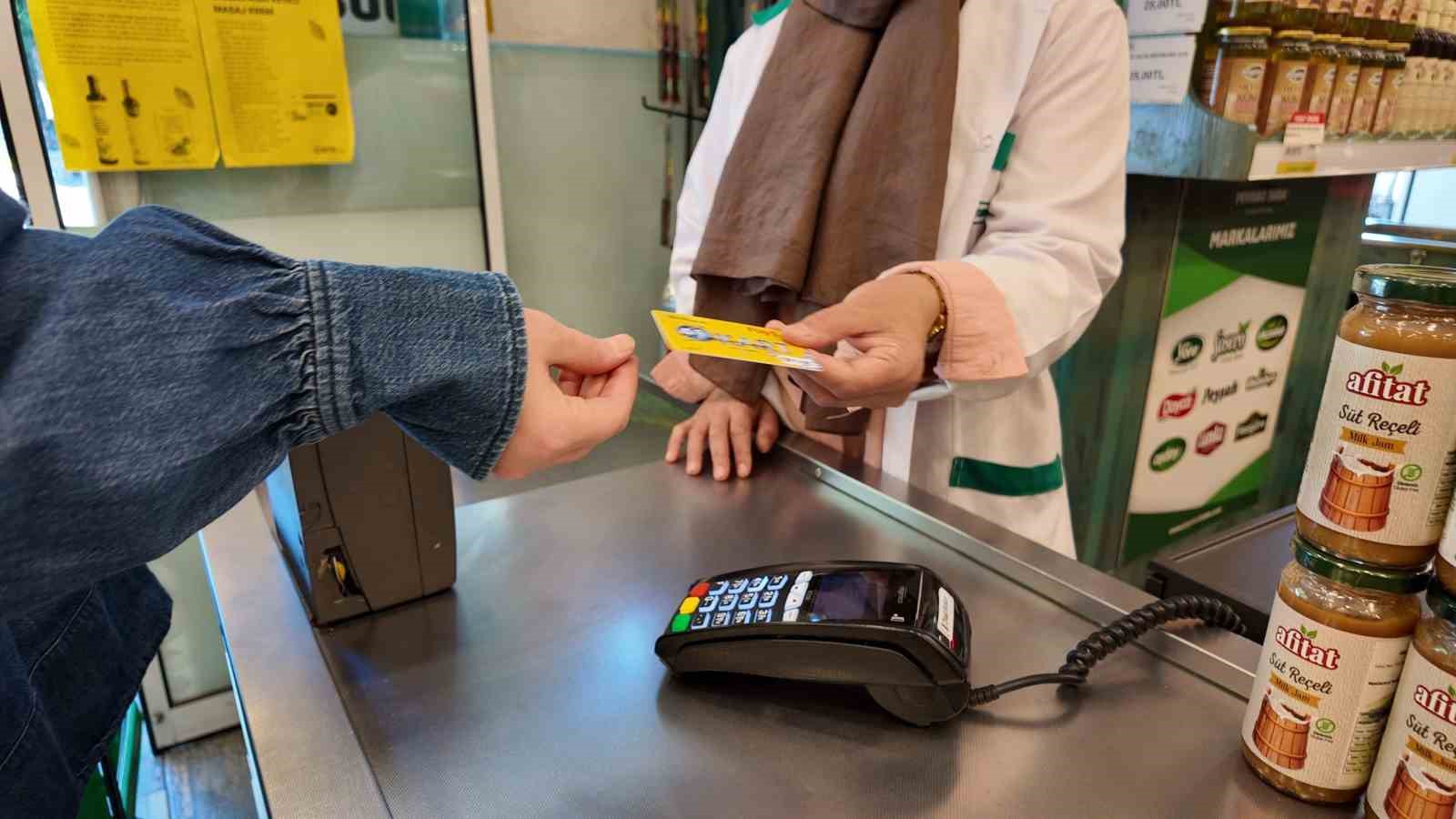 41 Süt Kart, 330 bin anneye hizmet verdi